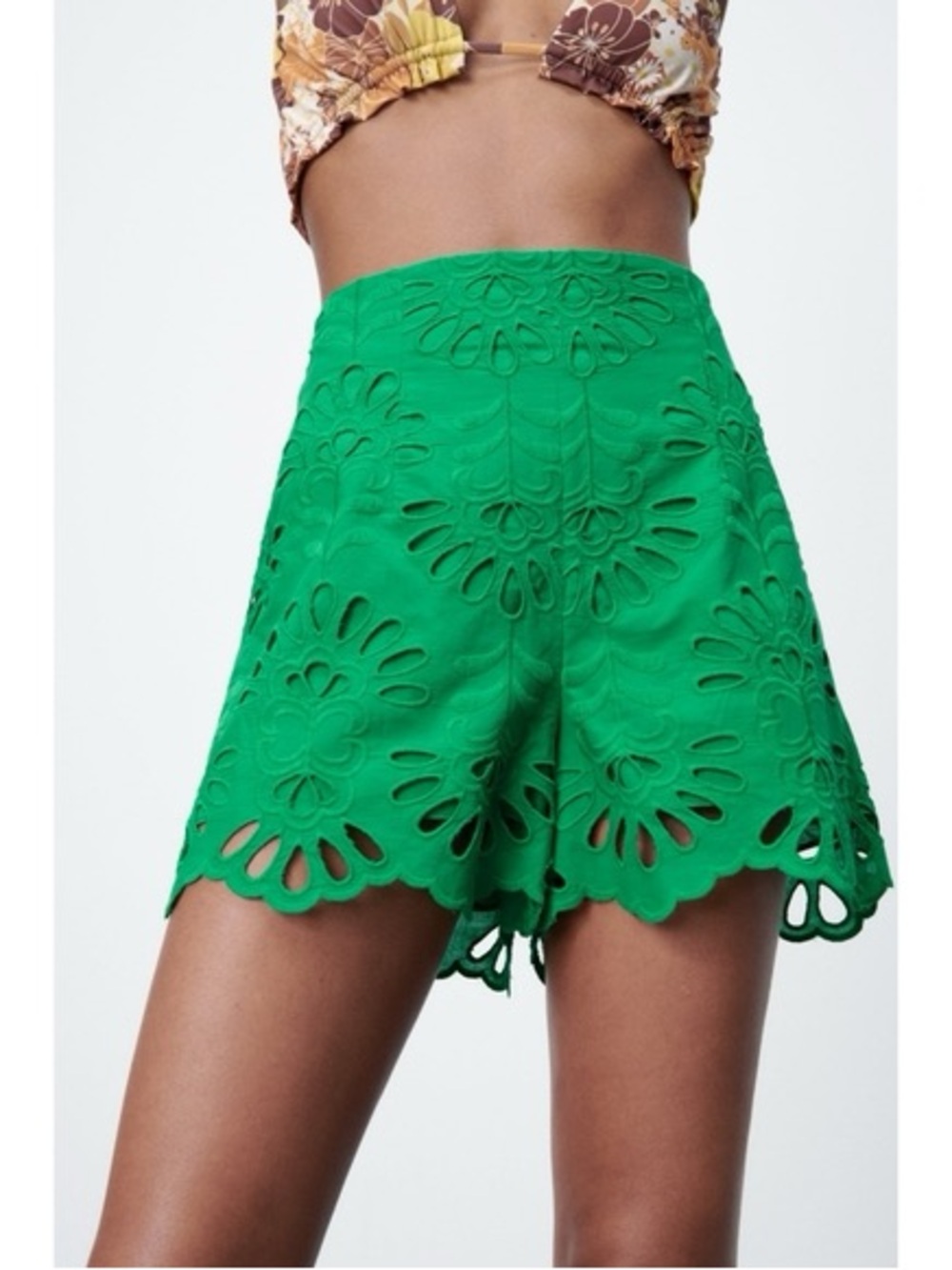 Zara Green High-Waist Eyelet Lace Women’s Shorts